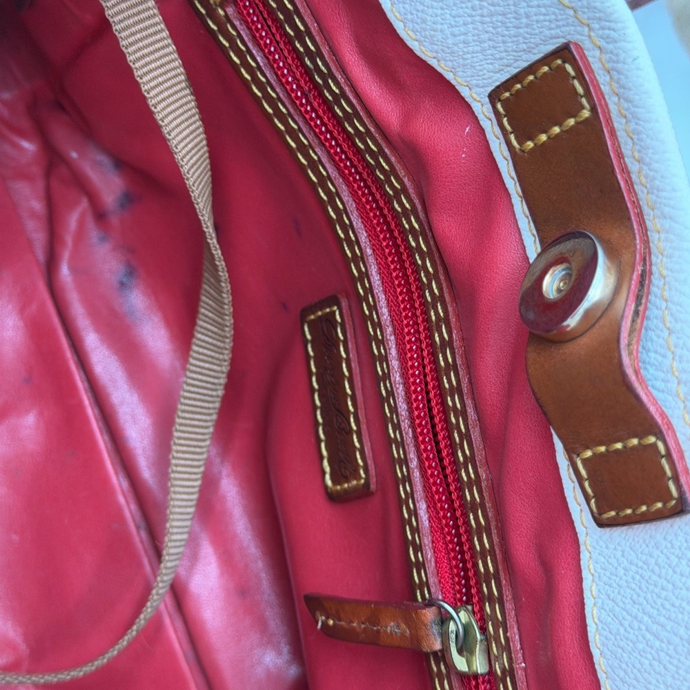 Dooney & Bourke White Pebble Leather Tote Brown Trim Red Lining Classic Shopper - Picture 11 of 13